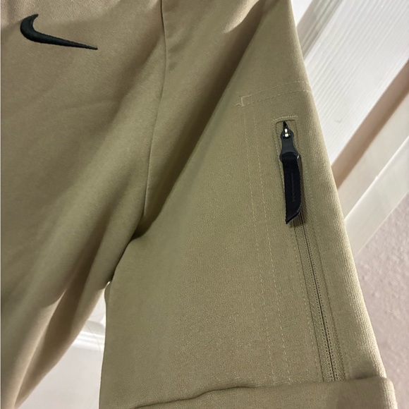 Nike Small Therma-Fit Hoodie - Picture 3 of 7